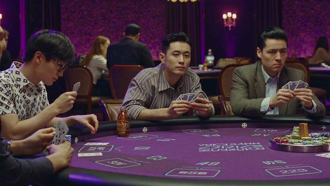 Sit Down at Royal711 Poker: Hold'em, Omaha and a Published Rake