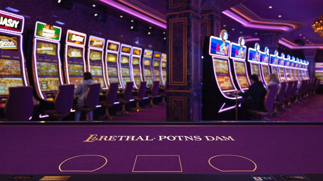 Spin Royal711 Slot Tonight: 2,050+ Reels, 96.2% Average RTP